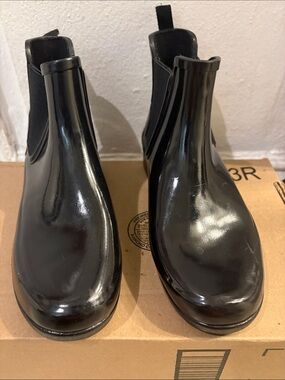 Hunter Black Gloss Chelsea Rain Boots for Women